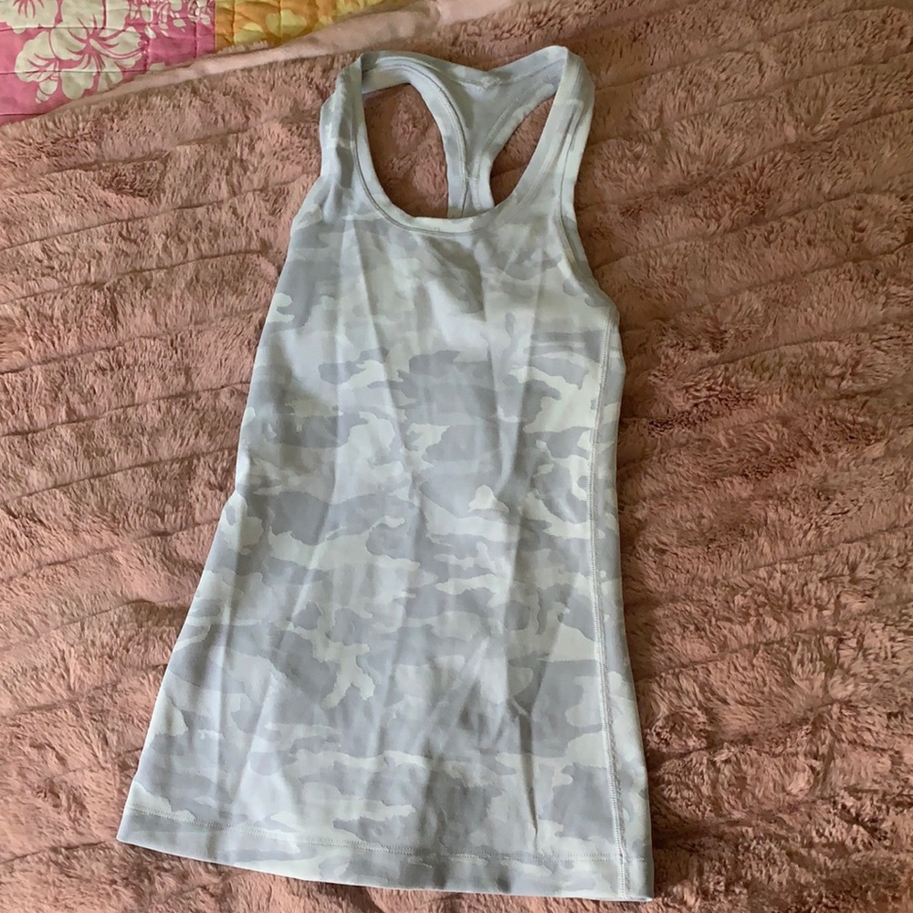 New Lululemon Tank